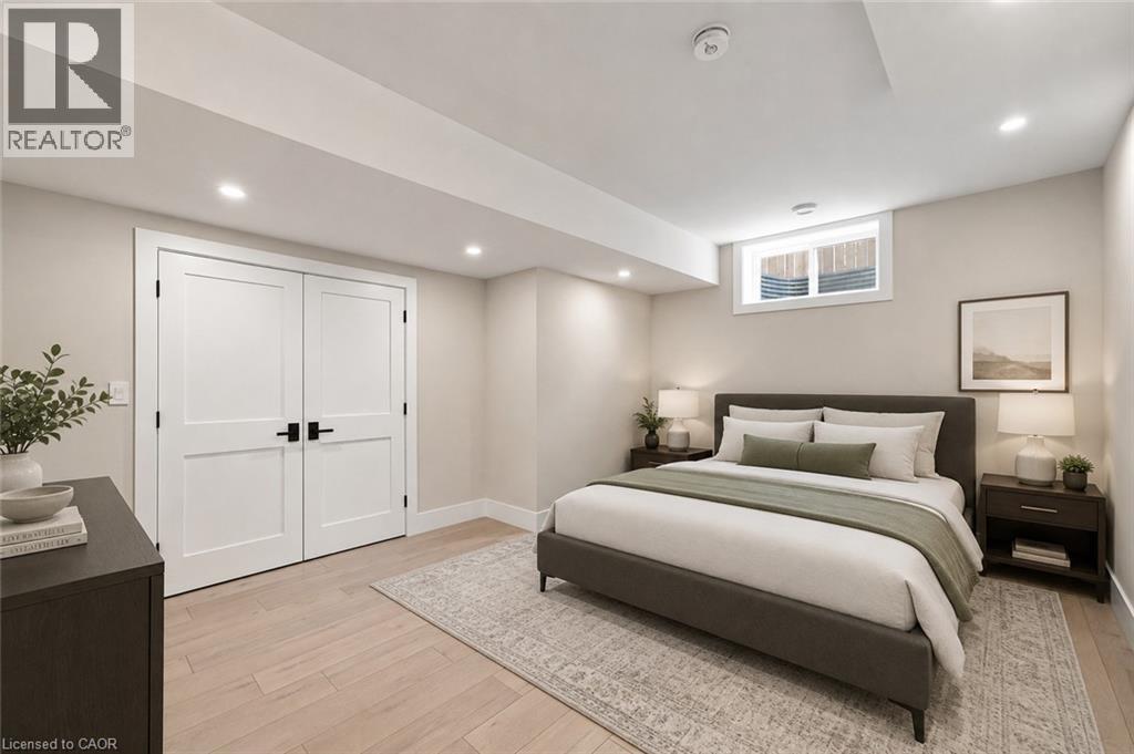 2468 COCKSHUTT Road - 35