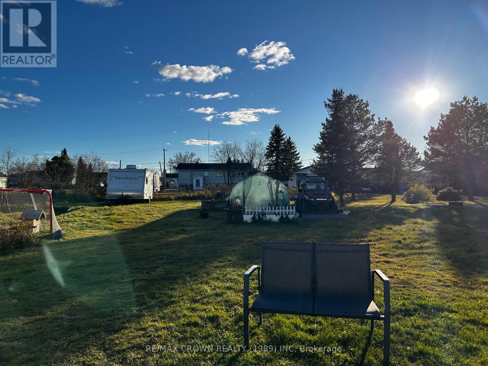 37 DE L'ETANG BOULEVARD - 23