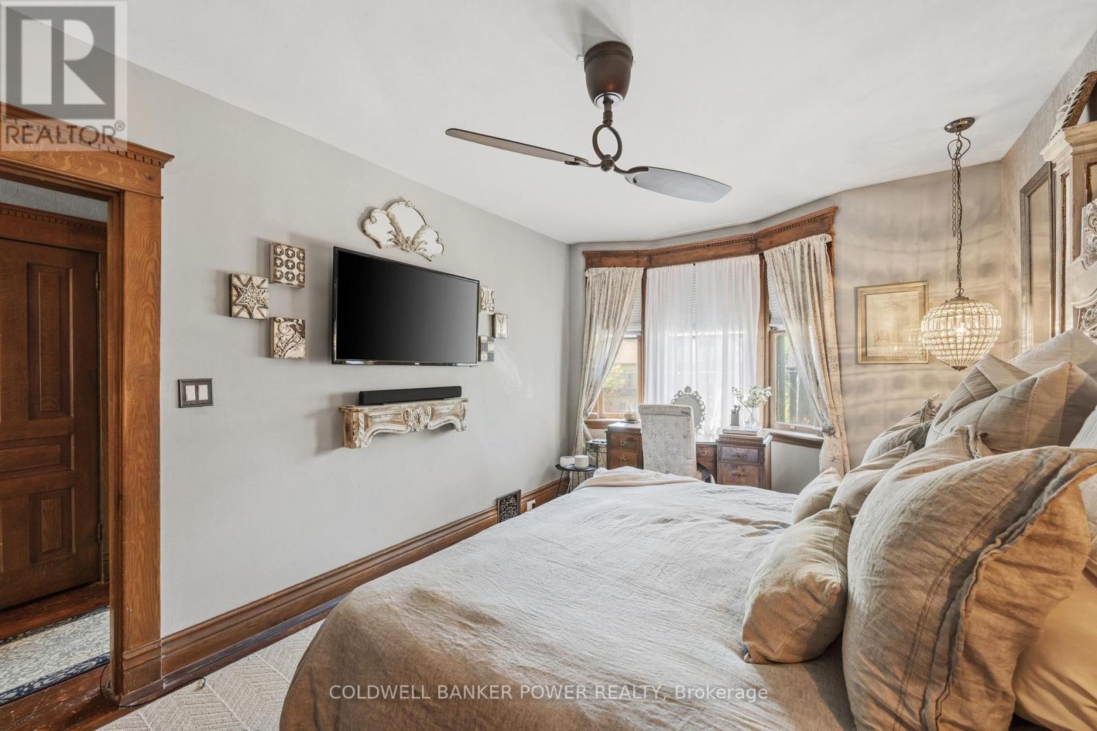 6 CYNTHIA STREET - 20