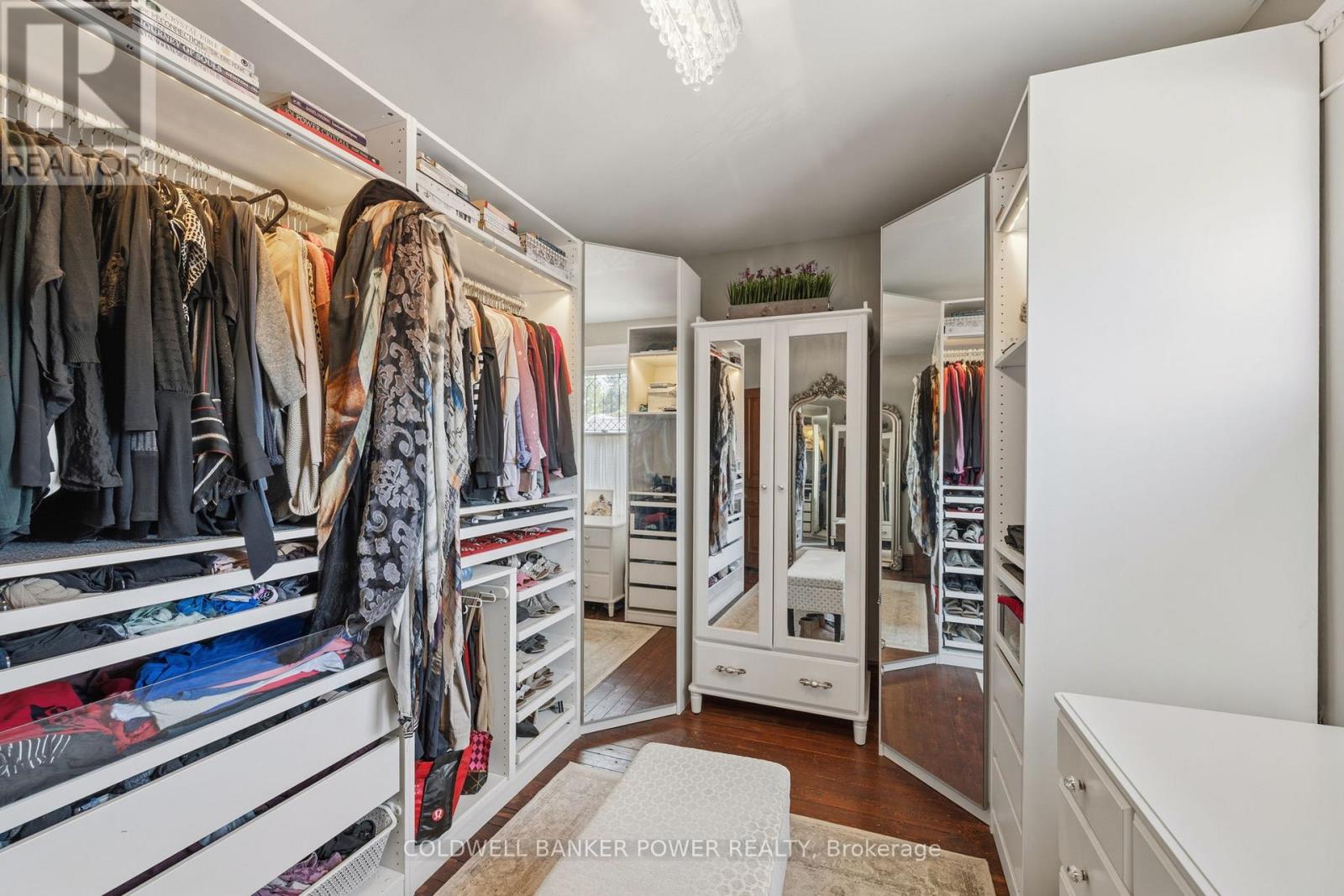 6 CYNTHIA STREET - 22