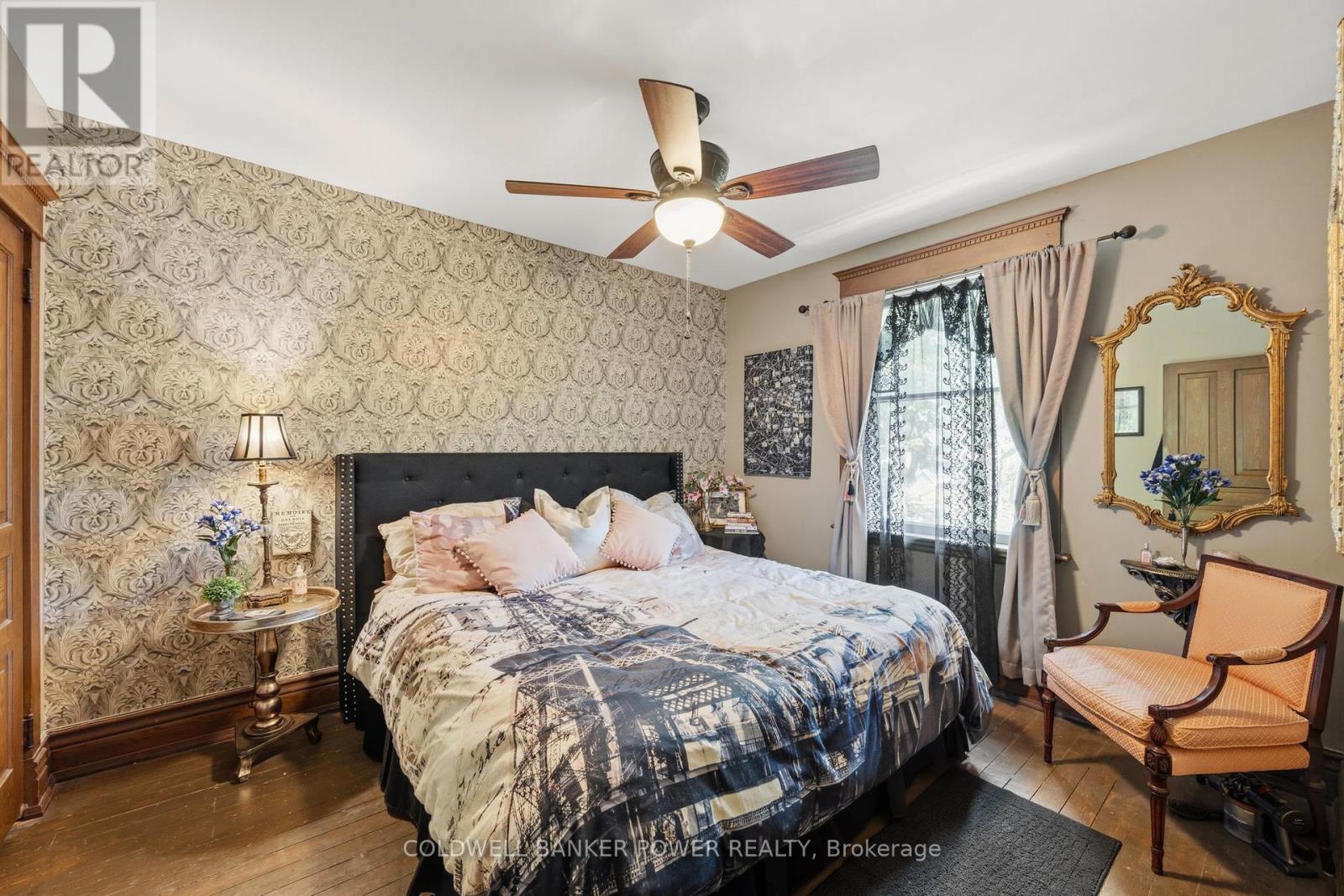 6 CYNTHIA STREET - 23