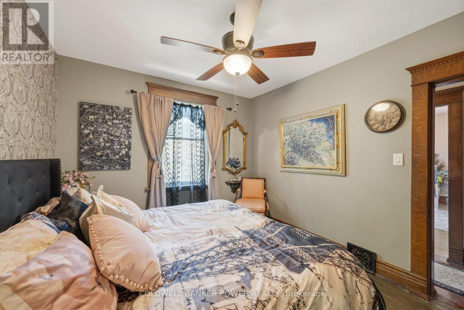6 CYNTHIA STREET - 24