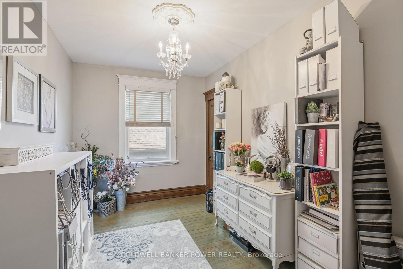 6 CYNTHIA STREET - 27