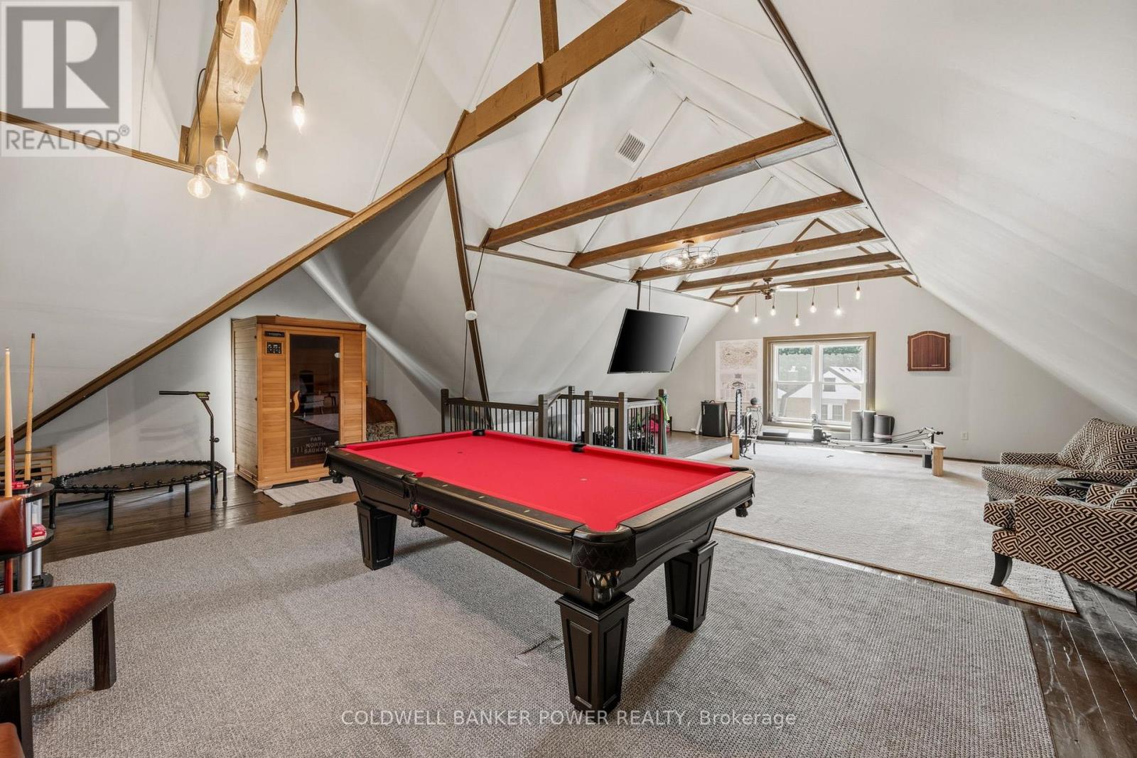 6 CYNTHIA STREET - 33
