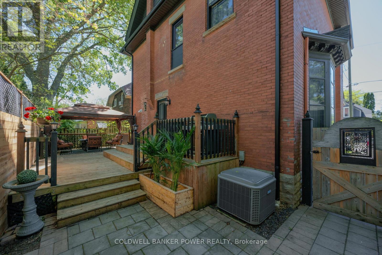 6 CYNTHIA STREET - 42