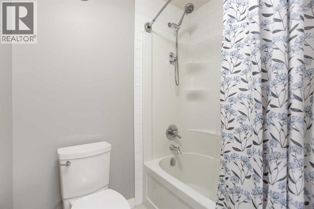 342 Hillcrest Circle SW - 27