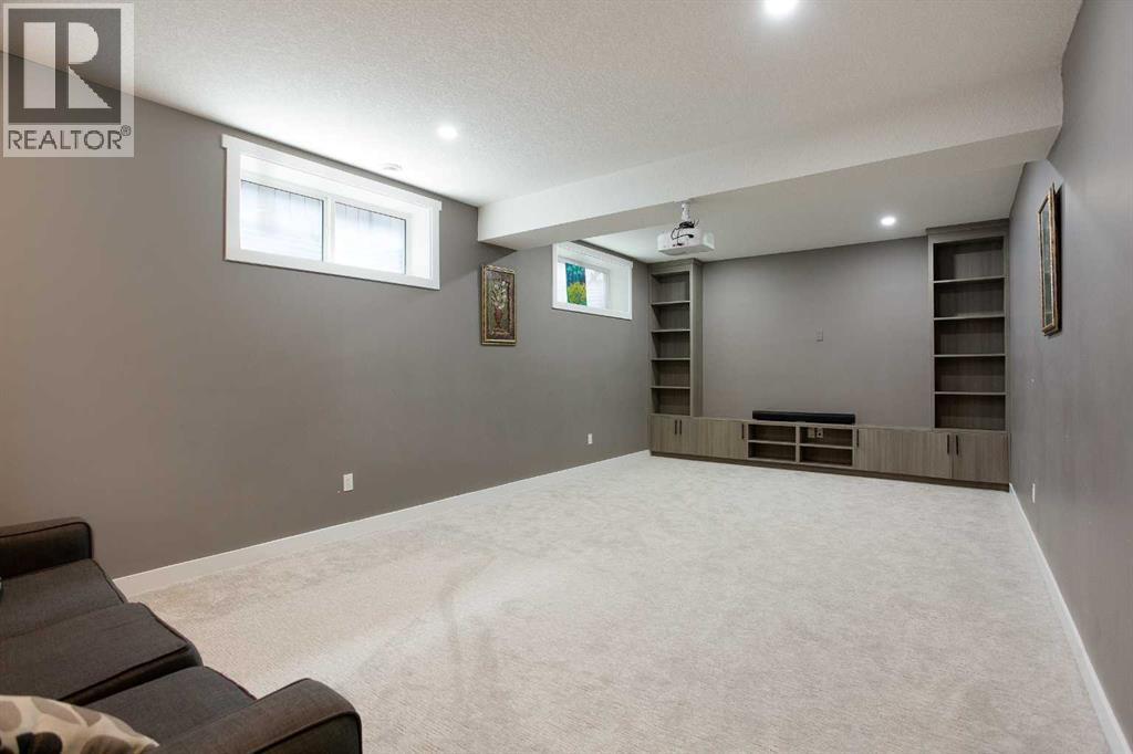 342 Hillcrest Circle SW - 34