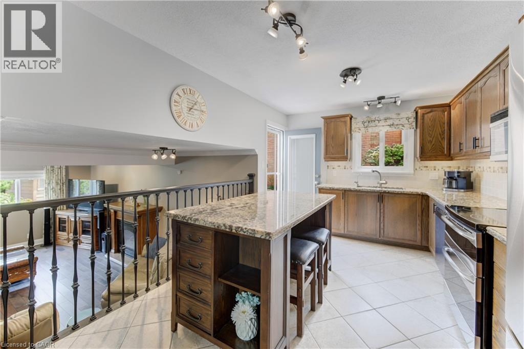 378 MEADOWVALE Place - 12