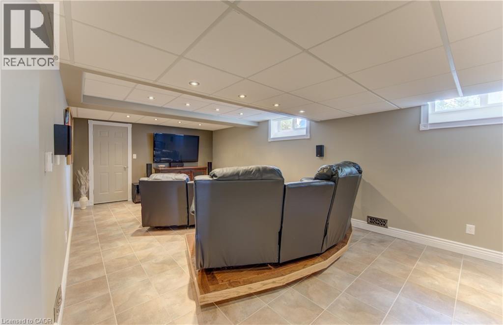 378 MEADOWVALE Place - 34