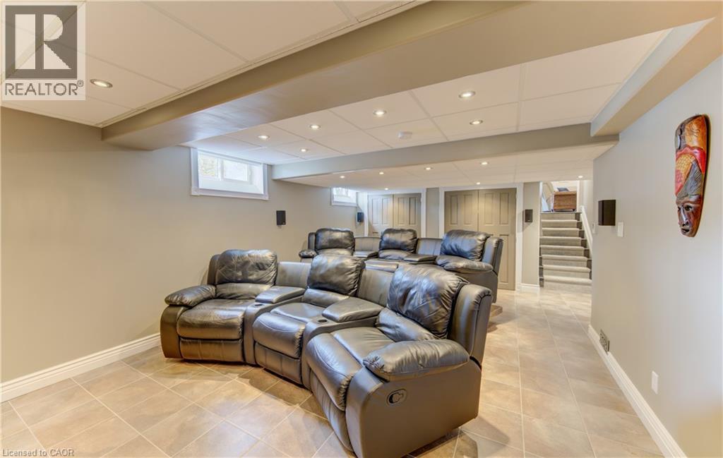 378 MEADOWVALE Place - 35