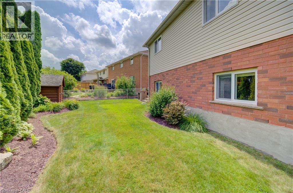 378 MEADOWVALE Place - 43