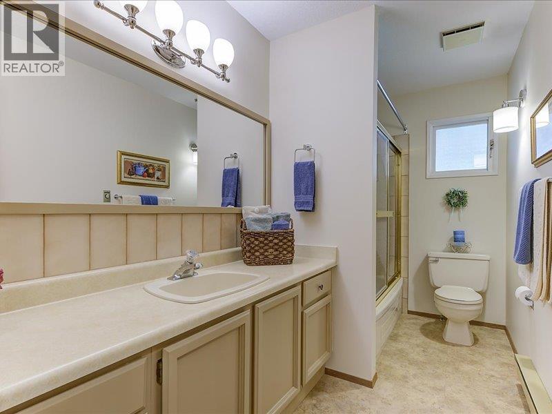  2434 Rhondda Crescent, Kelowna
