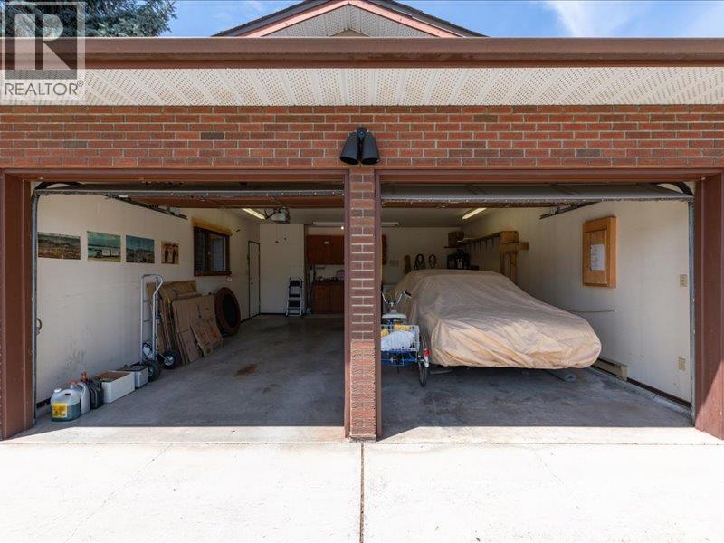  2434 Rhondda Crescent, Kelowna