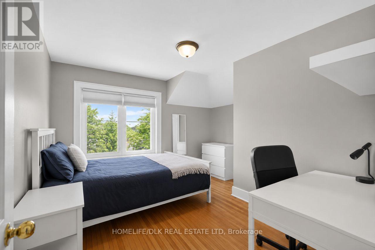 100 ELLERBECK STREET - 11