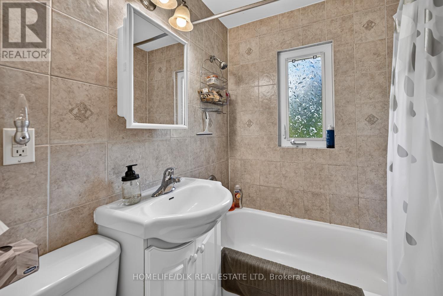100 ELLERBECK STREET - 15