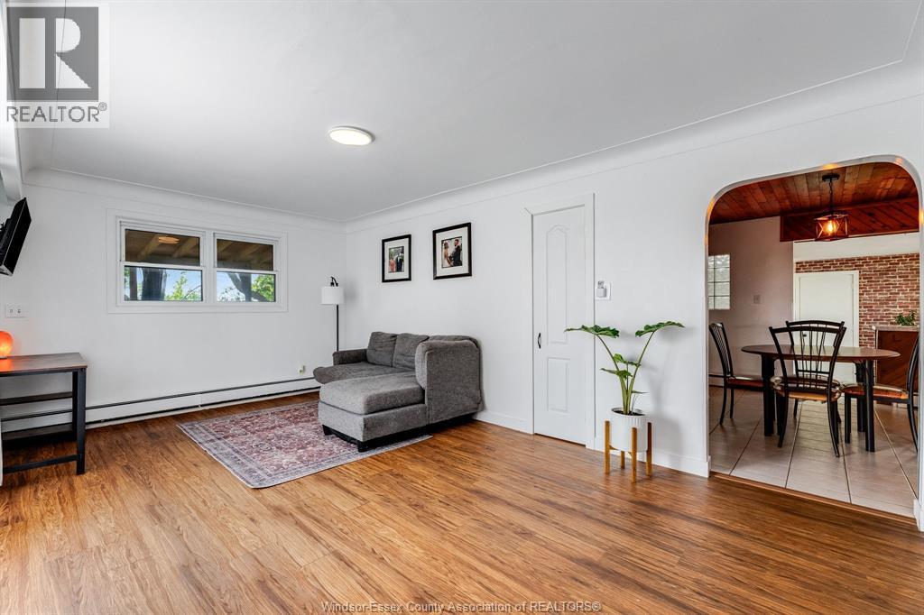 451 Road 10 East - 15