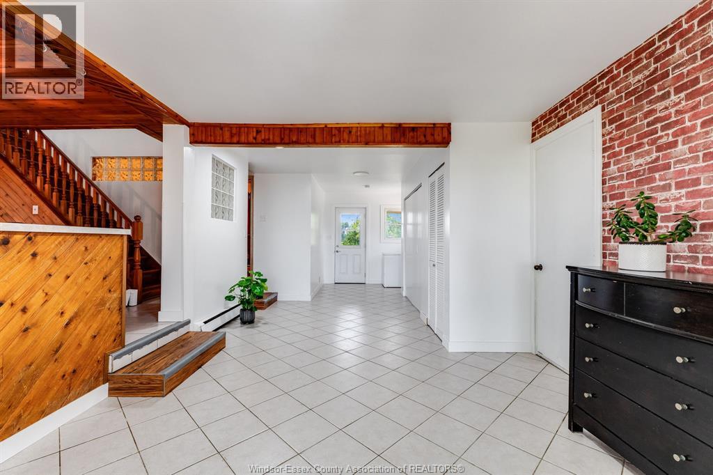 451 Road 10 East - 7