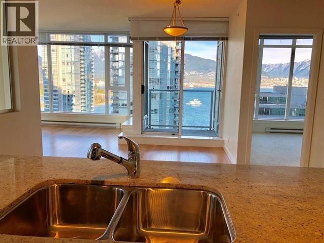2 Bed, 2 Bath House for Sale in Vancouver – 2001 1188 W PENDER STREET, Vancouver – MLS# R3146629 - Image 12