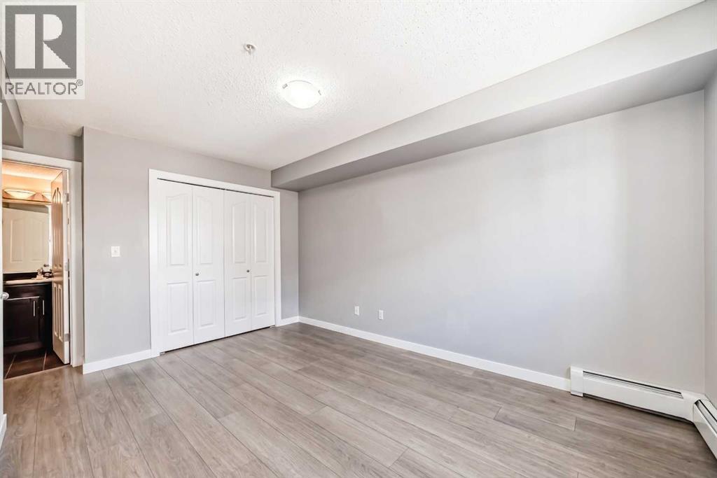 #4304 403 Mackenzie Way SW - 17