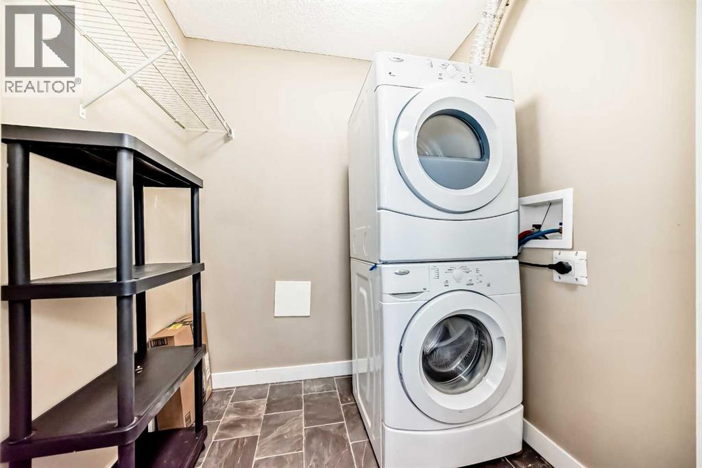 #4304 403 Mackenzie Way SW - 4