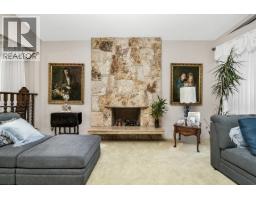 7615 Lawrence Drive, Burnaby, BC V5A3M6 Photo 10