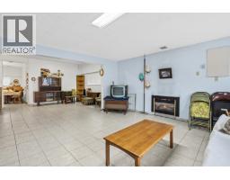 7615 Lawrence Drive, Burnaby, BC V5A3M6 Photo 32