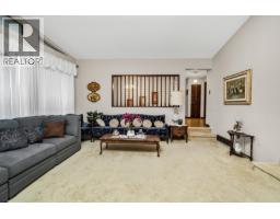 7615 Lawrence Drive, Burnaby, BC V5A3M6 Photo 7