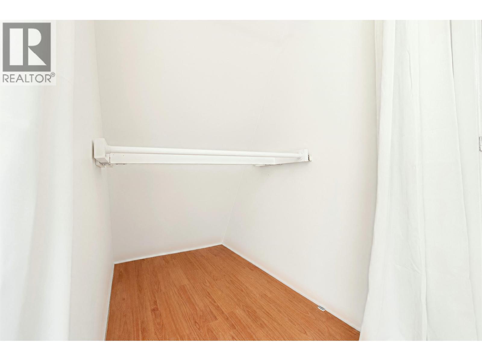 3 Bed, 2 Bath House for Sale in Vancouver – 2053 CHARLES STREET, Vancouver – MLS# R3146651 - Image 20