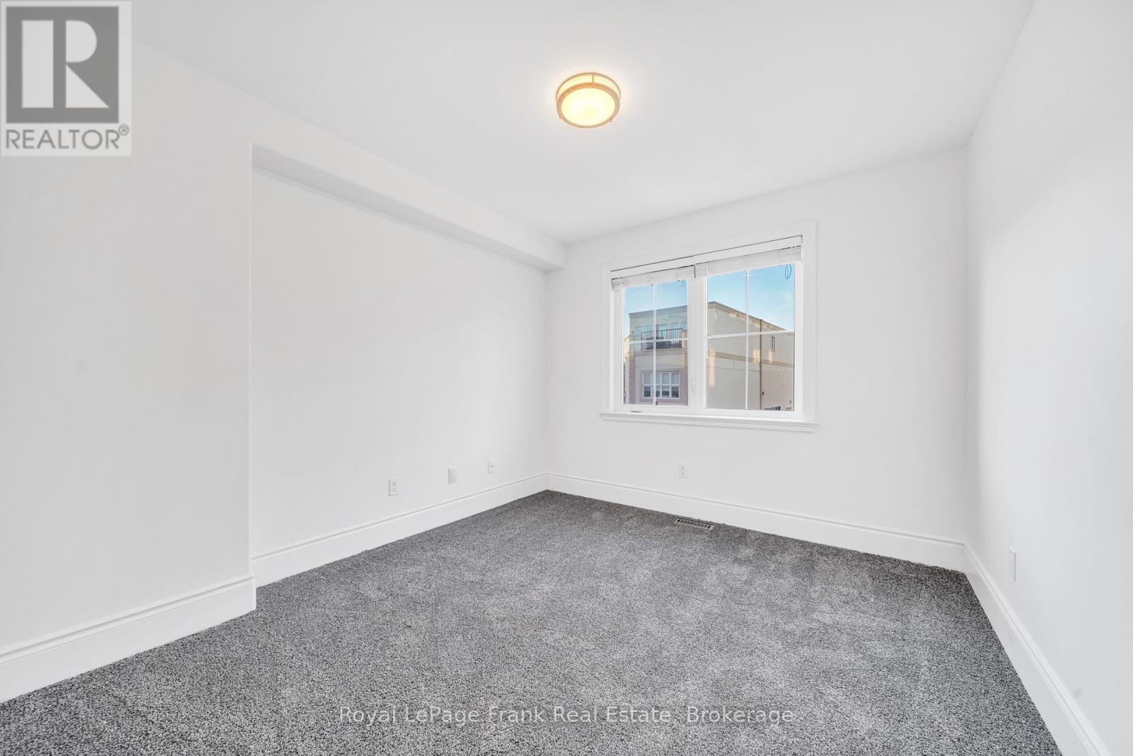 #107 165 DIVISION STREET - 27
