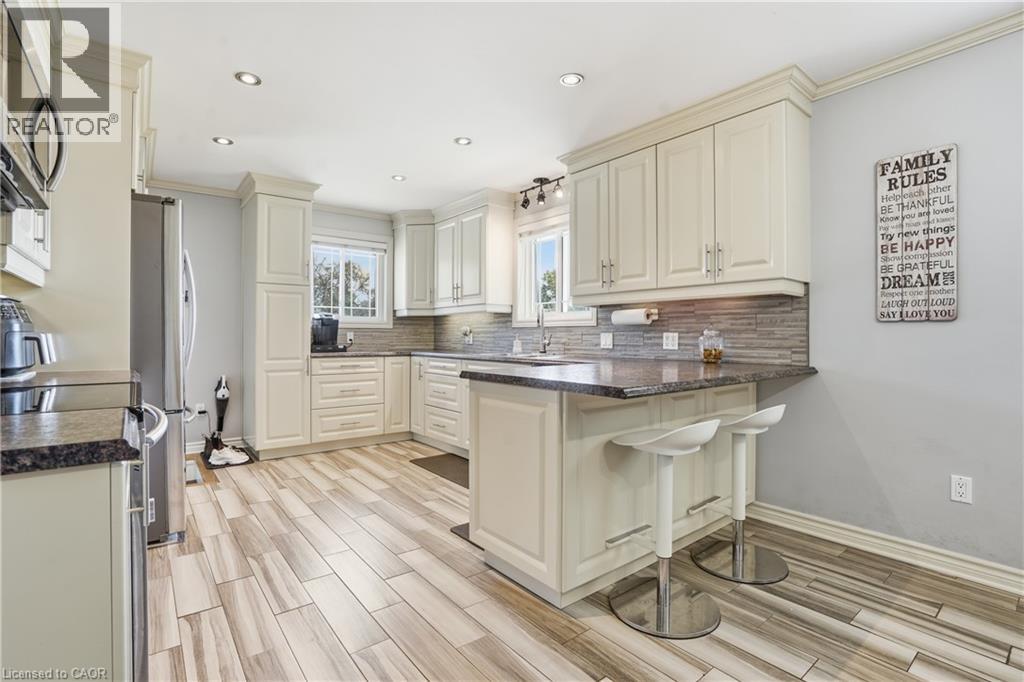 527 WALDEN Boulevard - 11