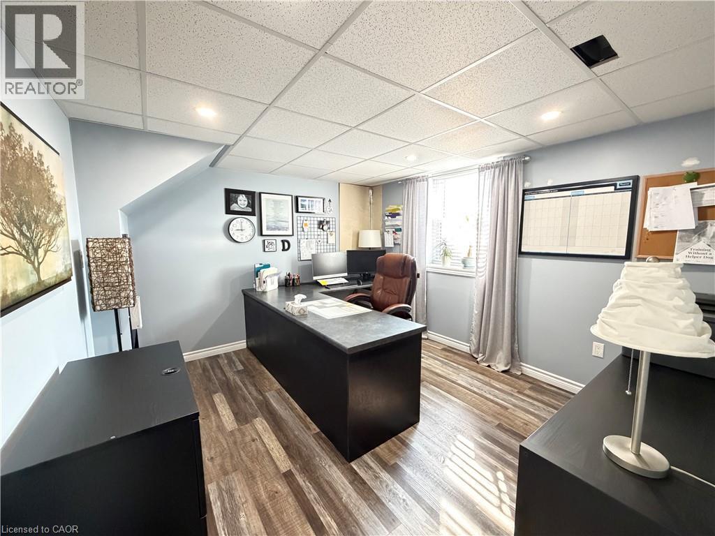 527 WALDEN Boulevard - 25