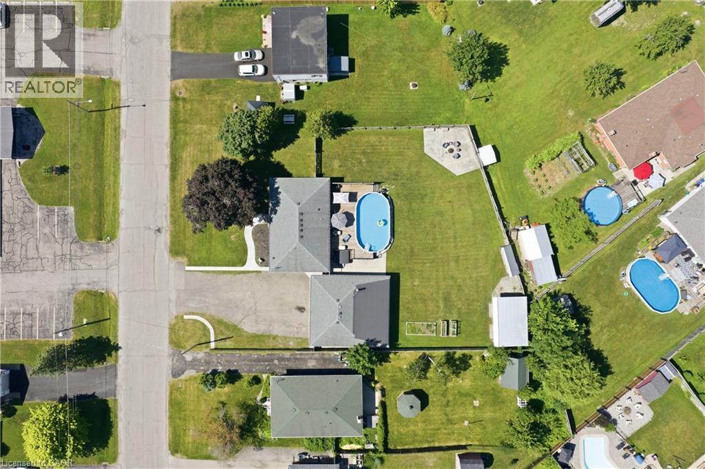527 WALDEN Boulevard - 44