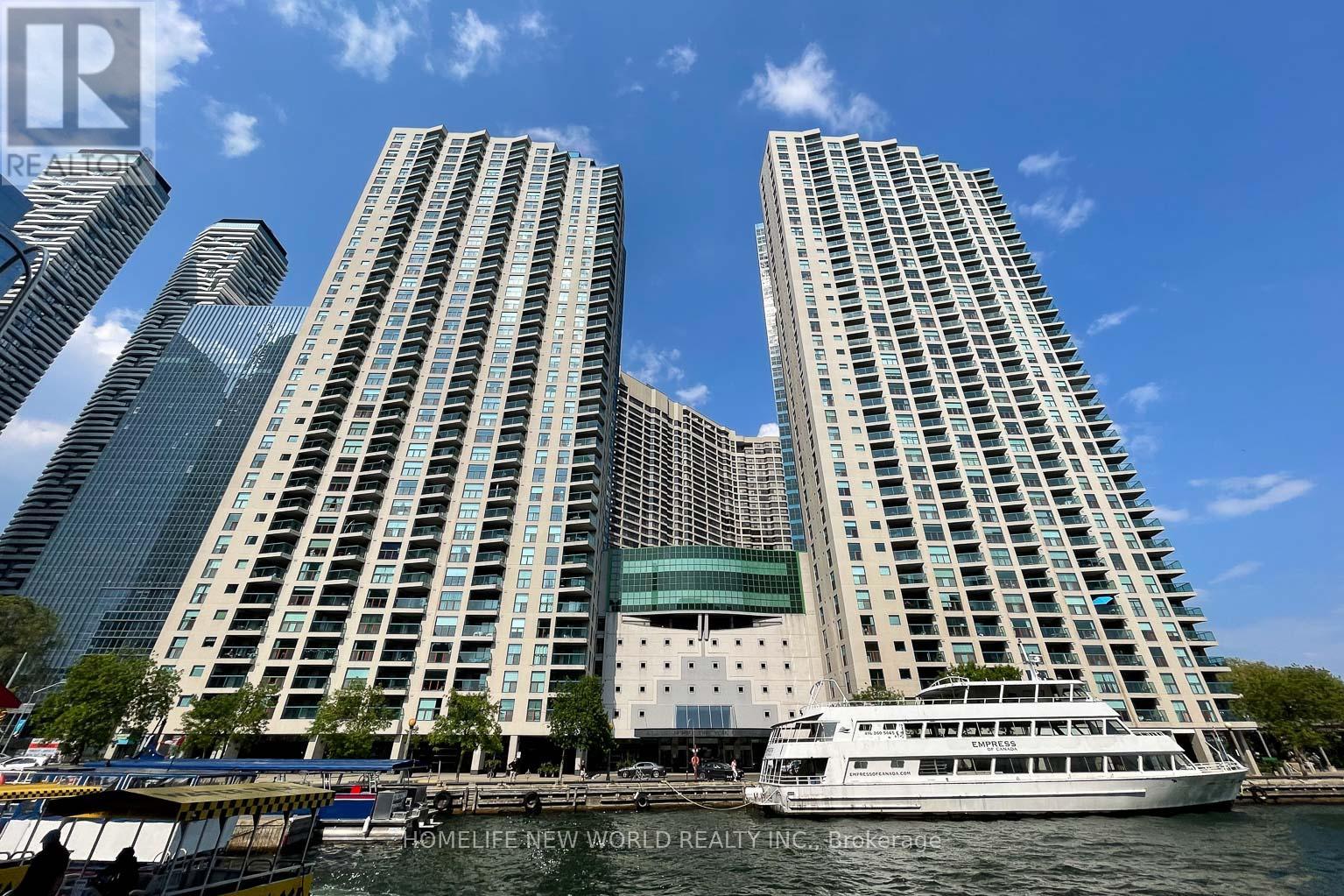 #1602 77 HARBOUR SQUARE - 1