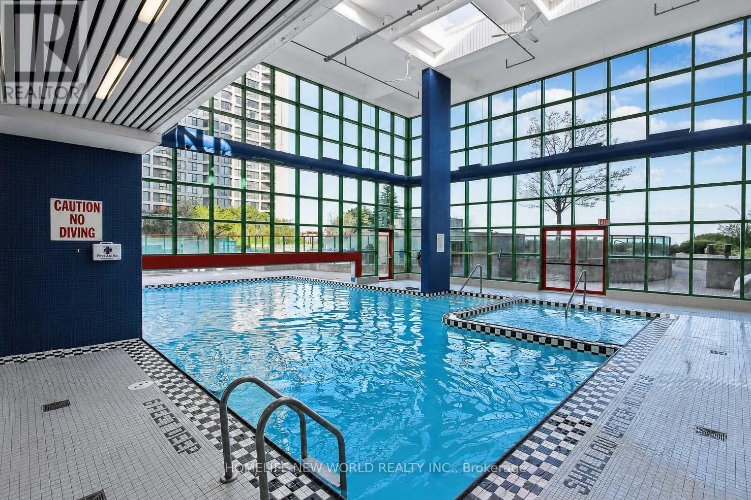 #1602 77 HARBOUR SQUARE - 27