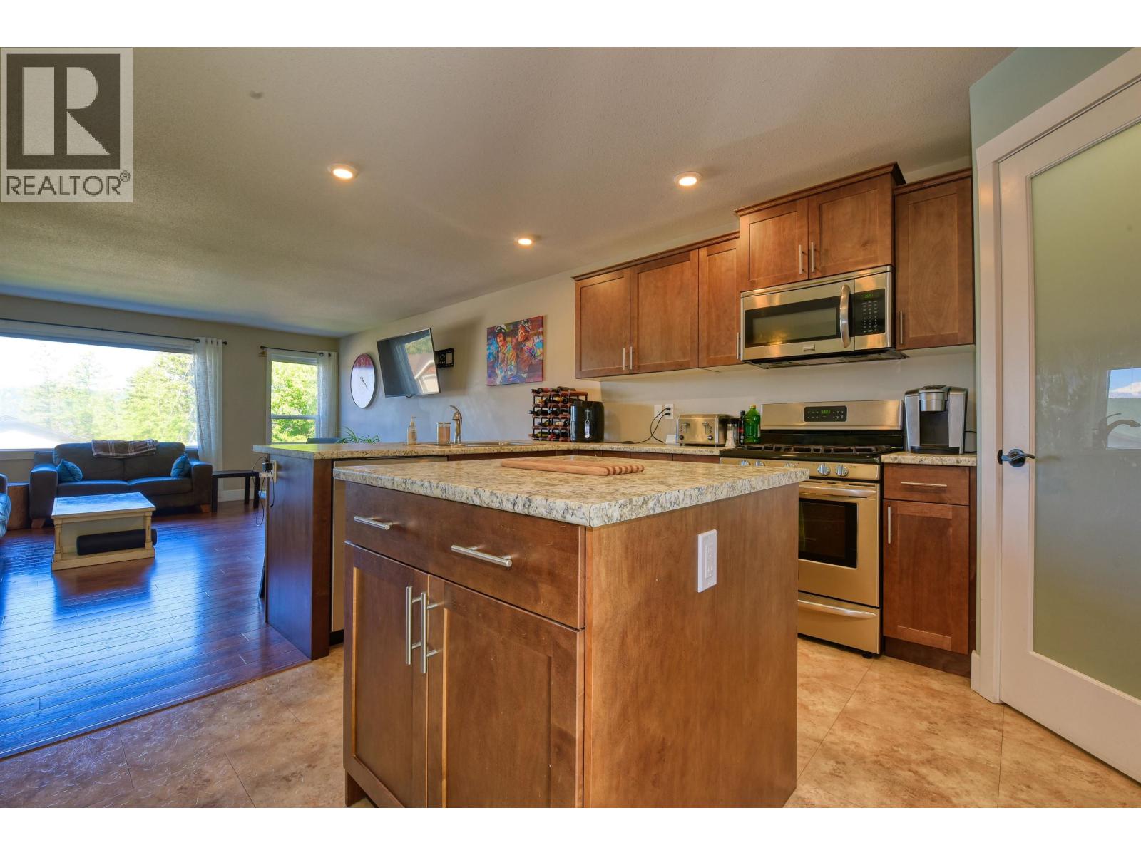 298 CENTENNIAL DRIVE, Williams Lake