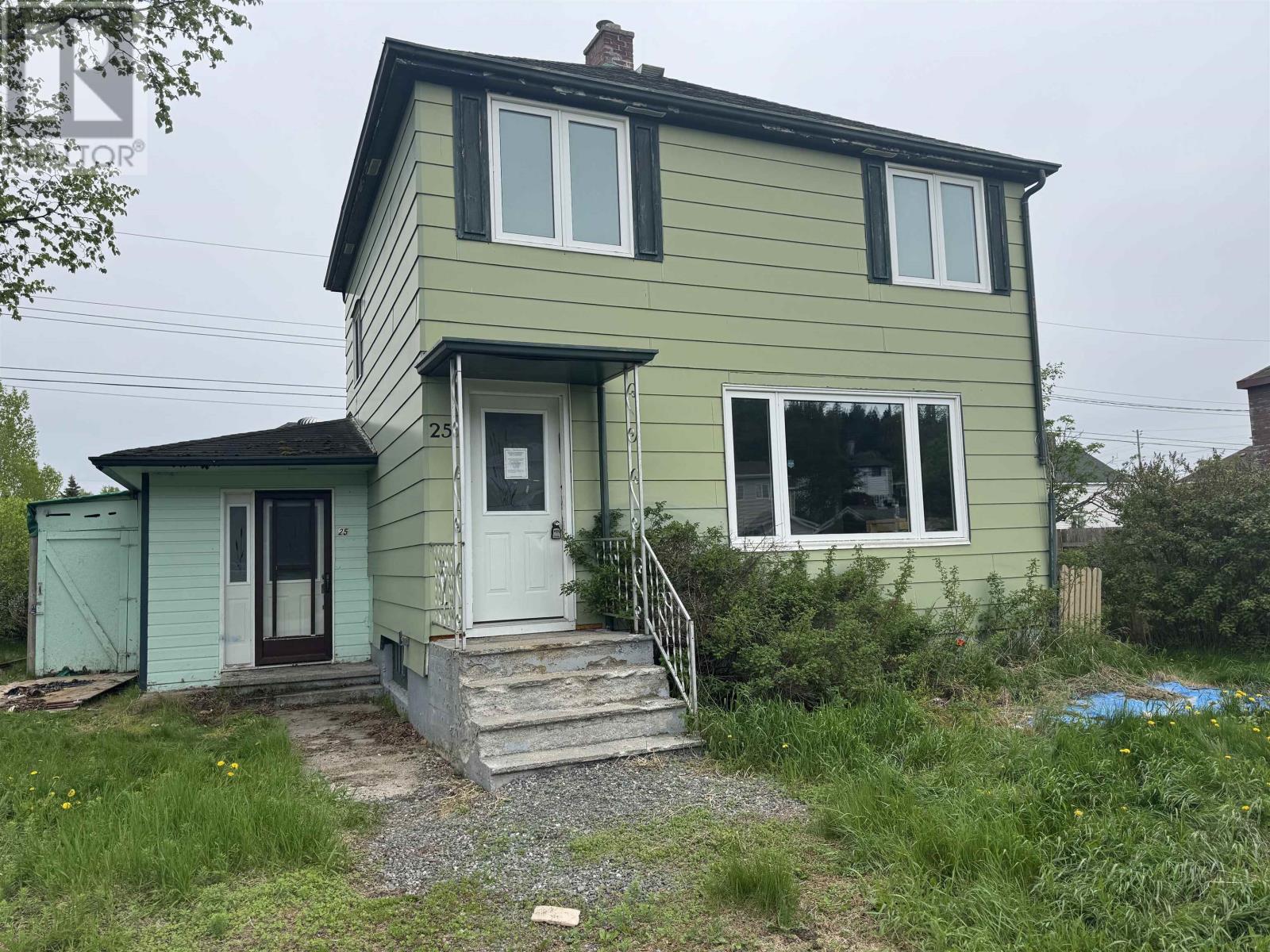 25 Ross AVE - 2