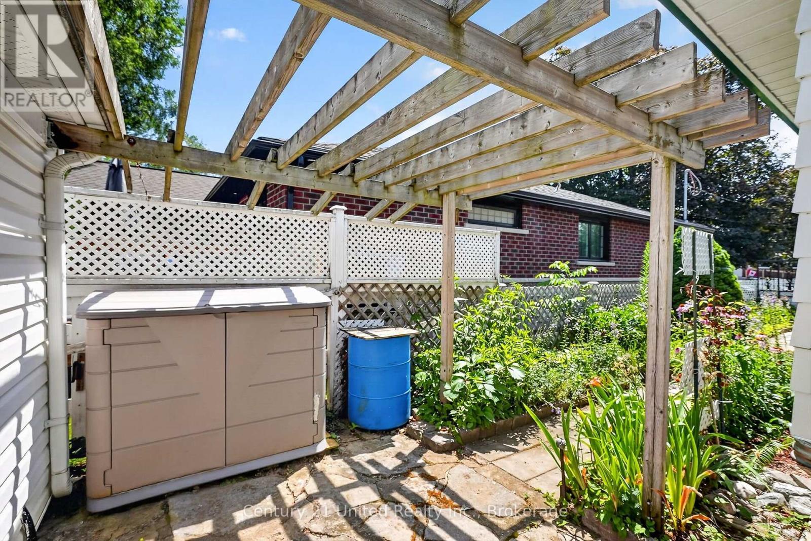 269 NICKERSON DRIVE - 35