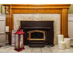 Living room - 1559 Westbrook Drive, Peterborough, ON K9J6R6 Photo 15