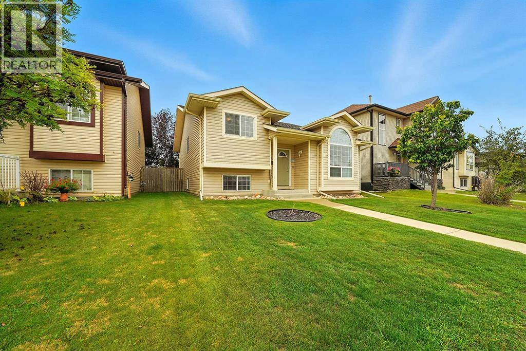 Listing photo – 23 Dubois Crescent, Red Deer