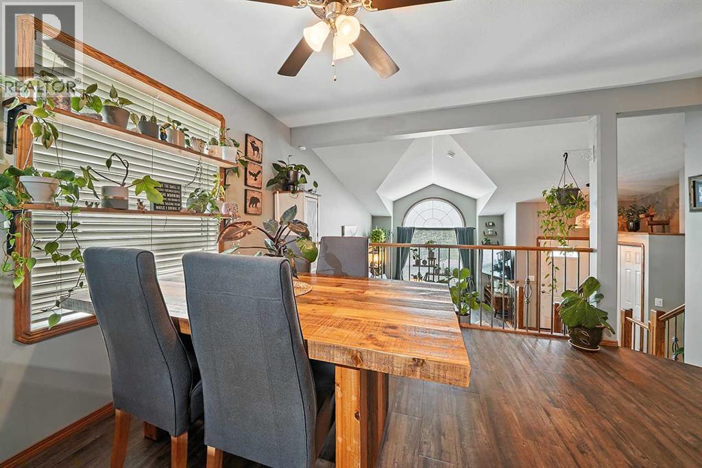 Listing photo – 23 Dubois Crescent, Red Deer