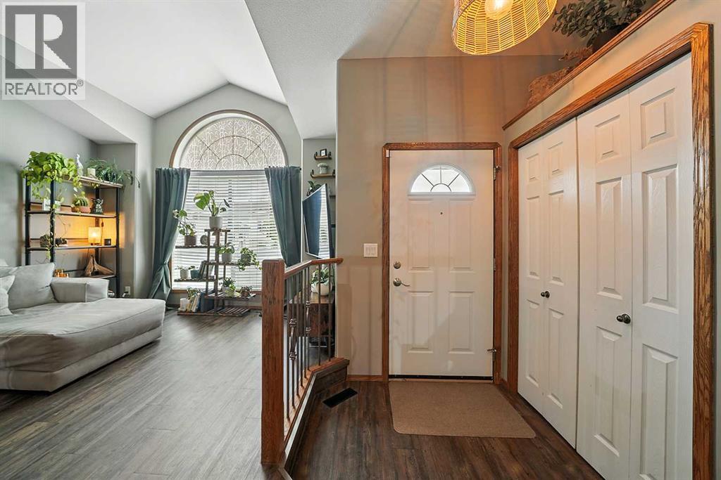 Listing photo – 23 Dubois Crescent, Red Deer