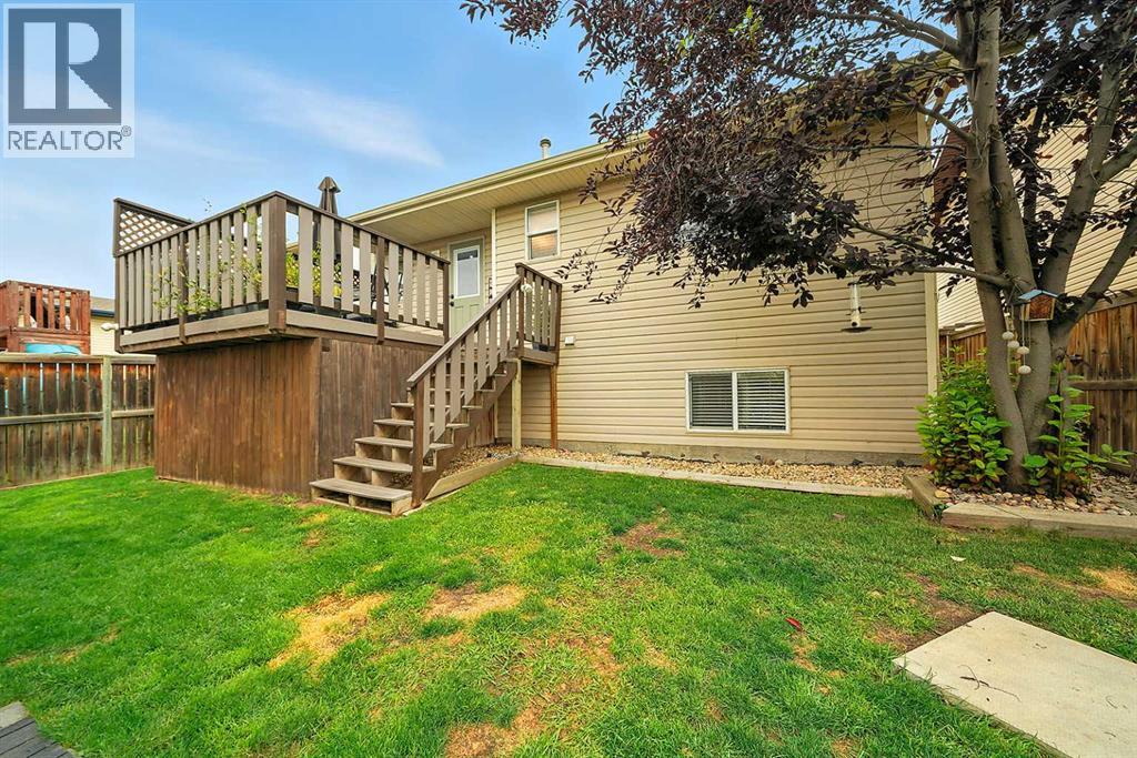 Listing photo – 23 Dubois Crescent, Red Deer