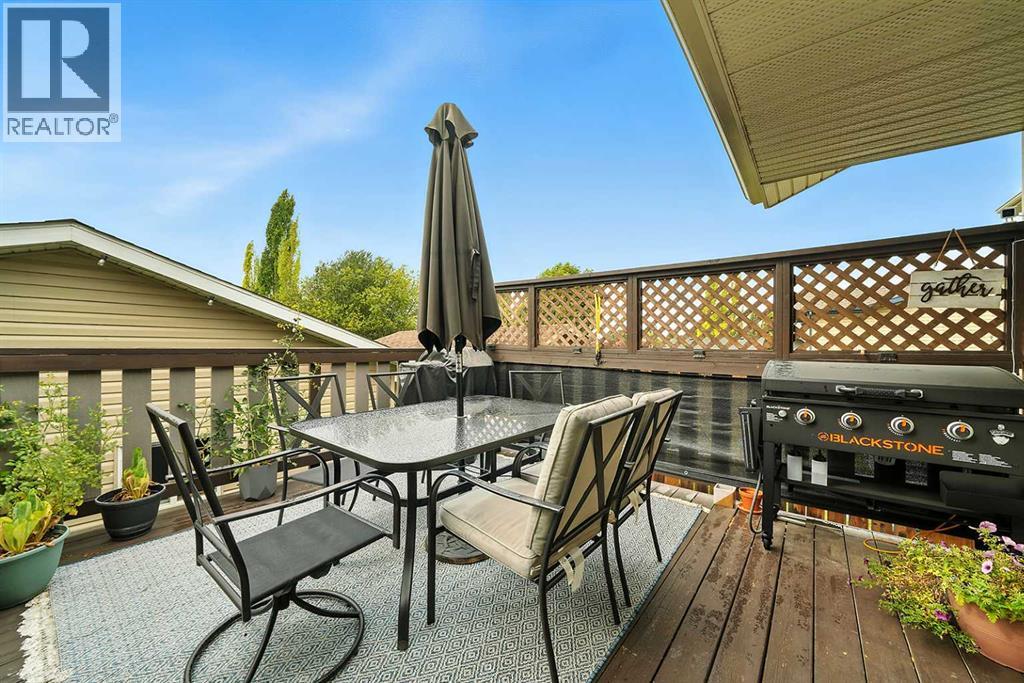 Listing photo – 23 Dubois Crescent, Red Deer