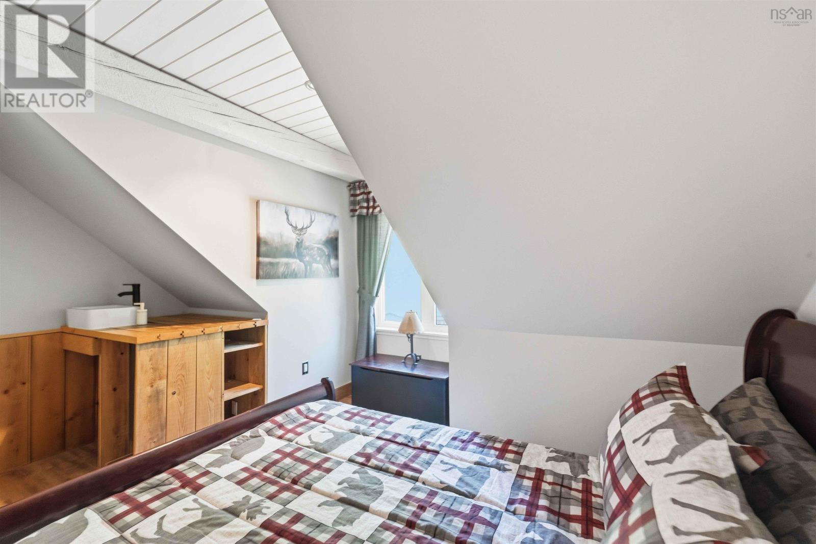 4039 & 4041 Sissiboo Road - 31