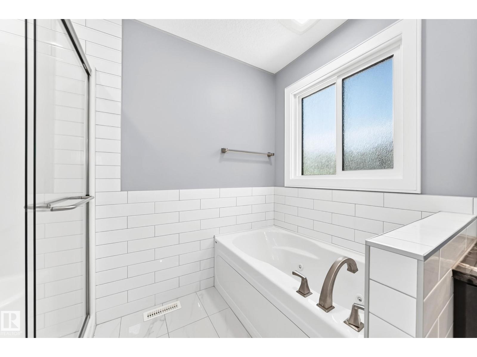 1226 TWP ROAD 540 - 33