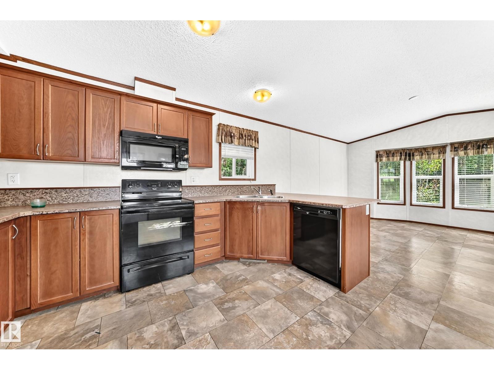 1226 TWP ROAD 540 - 68