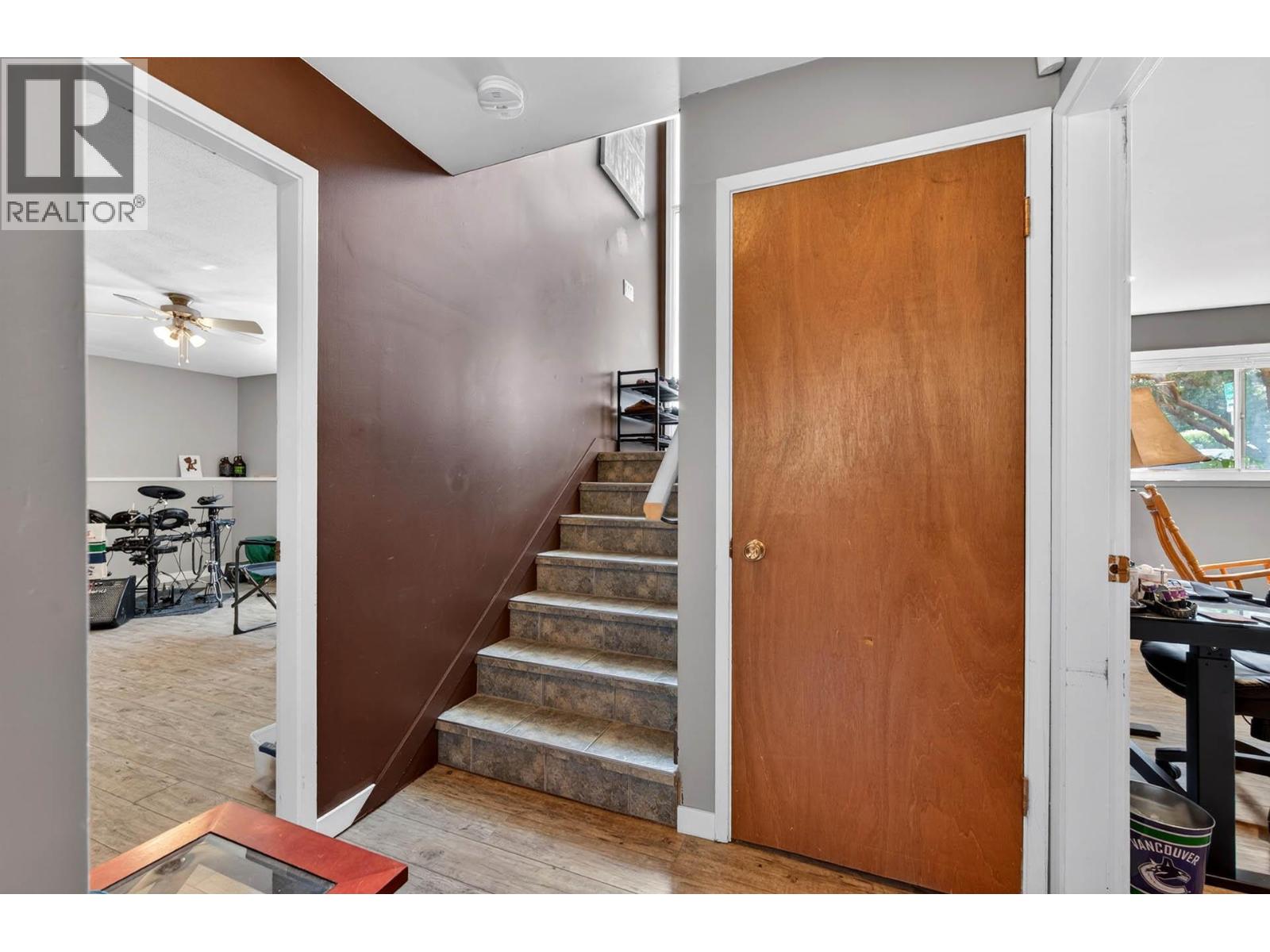 2572 FLEETWOOD Avenue - 27