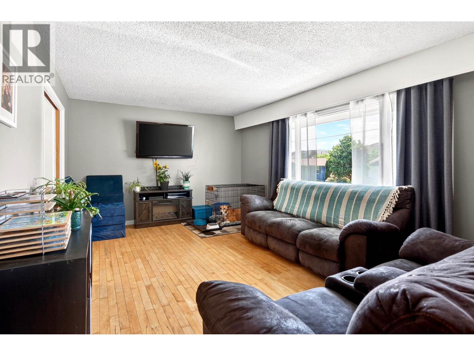 2572 FLEETWOOD Avenue - 5