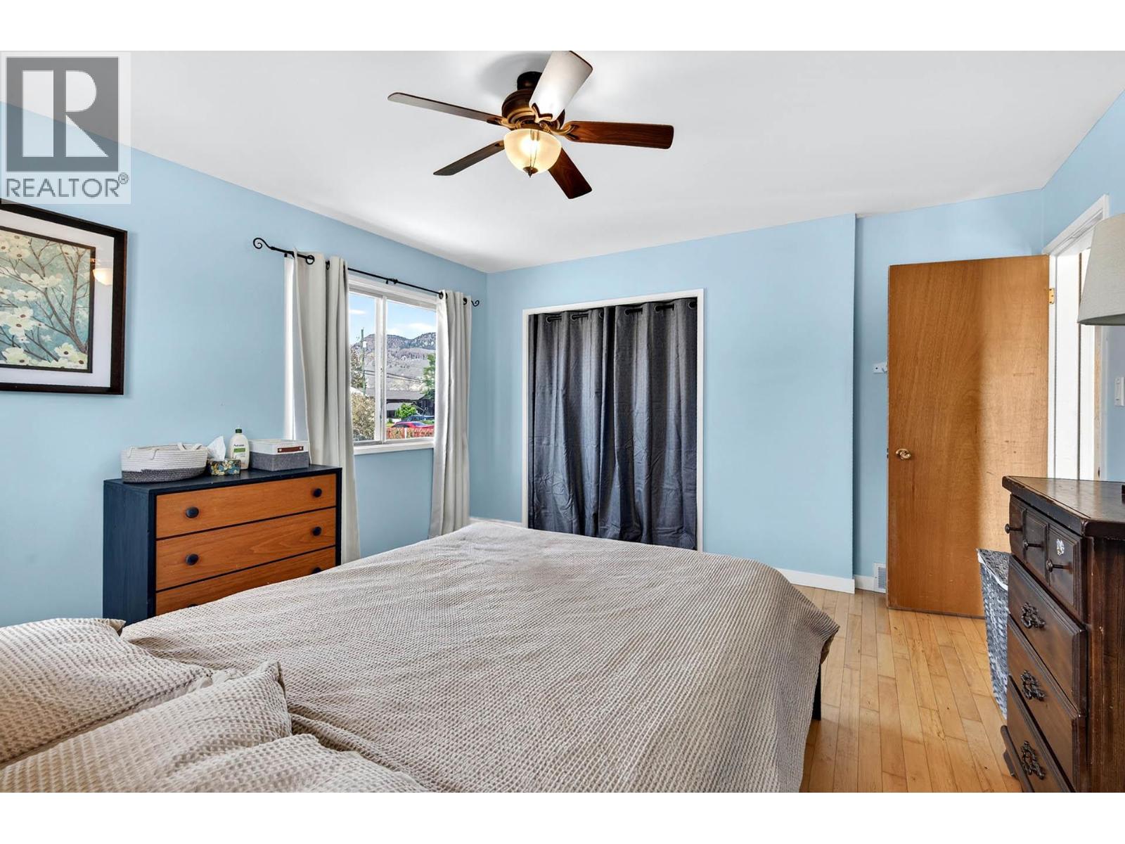2572 FLEETWOOD Avenue - 21