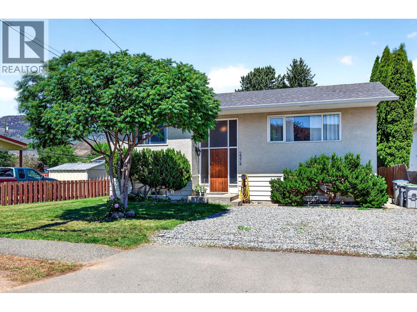 2572 FLEETWOOD Avenue - 1